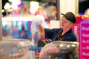 Making candyfloss